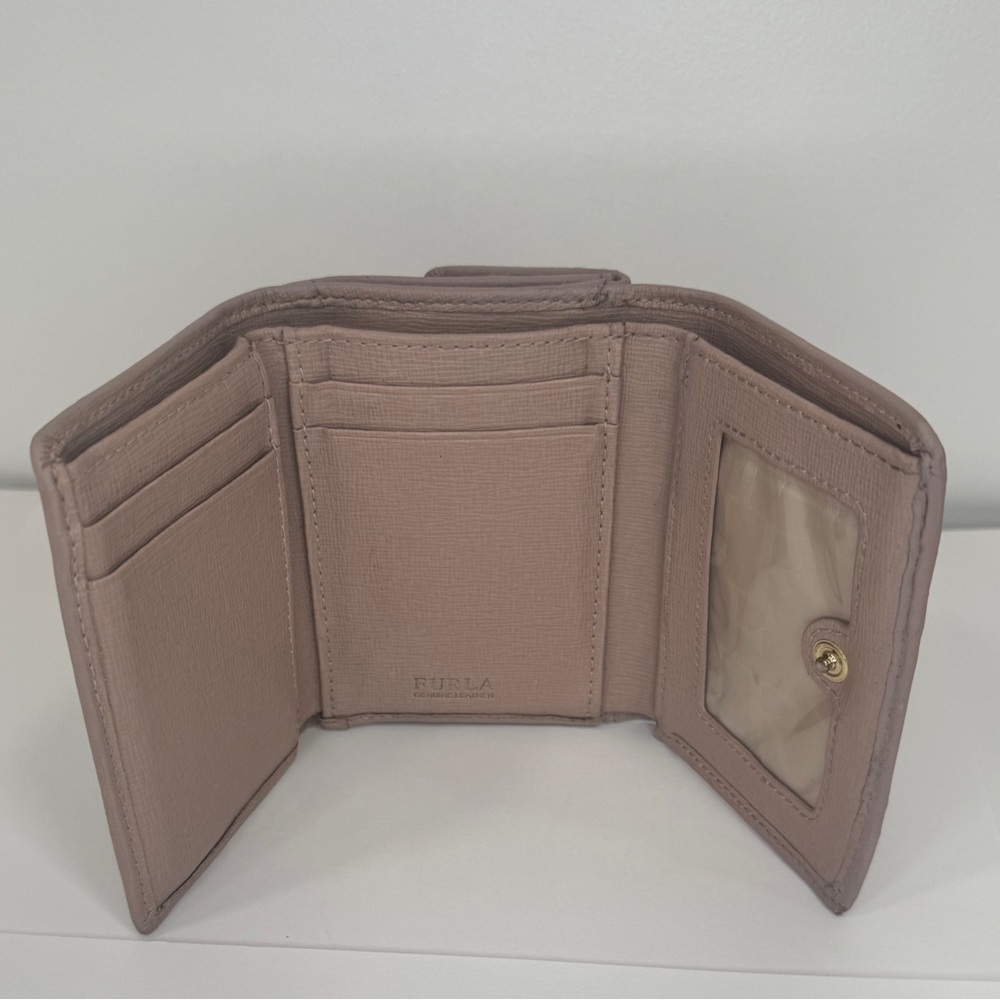 Furla Pink Leather Compact Wallet – Snap Closure, Coin Pocket, Trifold - Picture 5 of 10